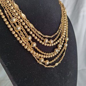 Chocker necklace, gold appearance, multi-strand